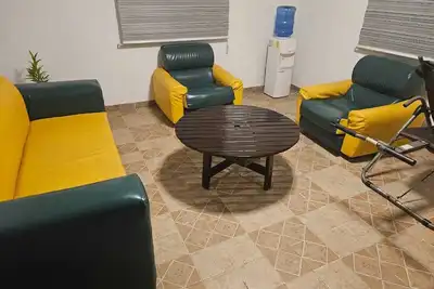 Image de Salvation Apartments: Luxury 2br Bungalow| Fleets Service &  Market Concierge.