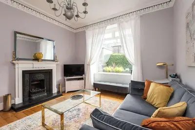 Image de Modern Holyrood Family Retreat