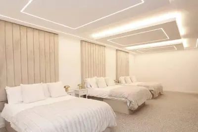 Image de Stay by the Sea, Sleeps 14, Air Con & Parking