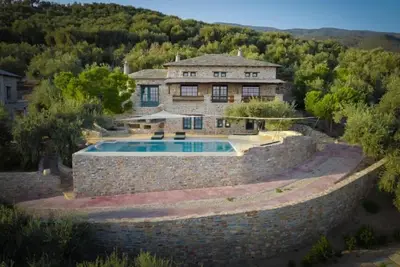 Image de Cypresses Villas