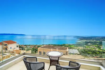 Villa Nora by Villa Plus