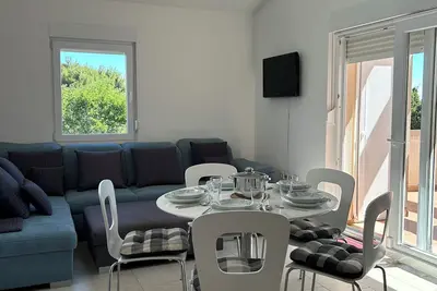 Image de Standard two-bedroom family room apartment Holetić with private balcony