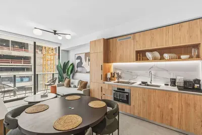 Image de Dt Miami Condo W Free Parking. Pool & Gym Access