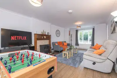 Image de Large Comfy 4br House | Sleeps 9 | Driveway Park | Games & Ps4