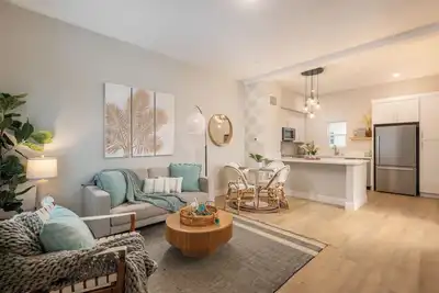 Image de Salt & Sand Beach Townhome: 10 min. to Beach