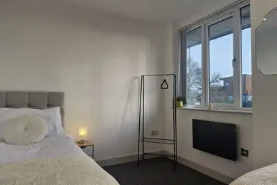Image de Uebert Heights| 2Bed| Slp6| Closest to Cannock Town (5min walk)| Free Parking
