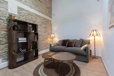 Image de Maison de charme avec piscine & vue dominante - proche circuit Prenois