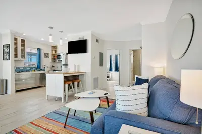 Image de 1b1b Resort Condo 2 Blocks to Clearwater Beach!