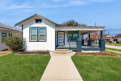 Image de Perfectly located home within minutes of Tsu and U of H - Central Ac & free wifi