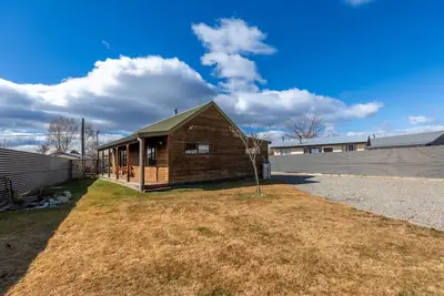 Image de Timber & Stars Cabin - your cosy getaway in the heart of Twizel.