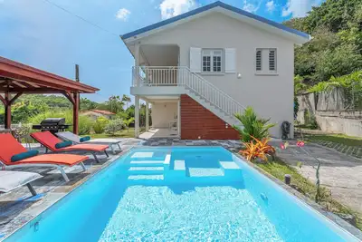 Image de Villa Rose du Désert : standing, convivialité, piscine et plages à proximité