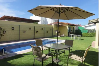 Image de Rincones De Tequis Country house with heated swimming pool, fireplace