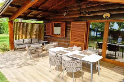 Image de Villette Benaco close to the lake.