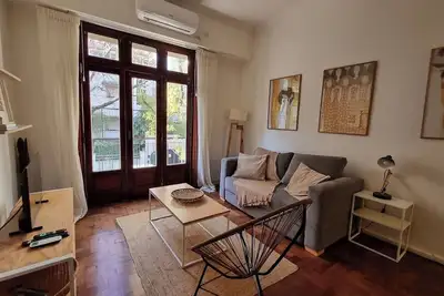 Cozy Home steps from bars, parks, and Palermo