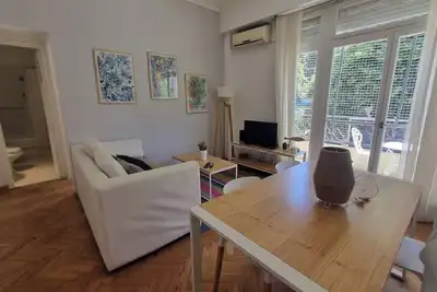 Image de Bright one-bedroom apartment with balcony in the h