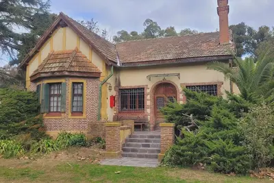 Tudor House - Stay in Chascomús