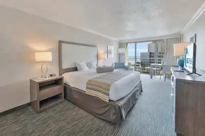 Amazing Ocean View, King Bed, Beautifully Decorated