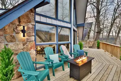 Image de Mountain Chalet for 8 - Near Hiking & Buffalo River + Full Coffee Bar & Kitchen