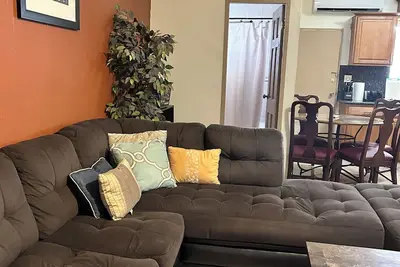 Image de 2-bedroom apartment in lovely Tamuning with Ac comfort