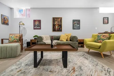 Image de Modern 2br Suite|Private Parking |Near DownTown