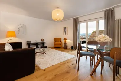 Image de Cocoa Suite - 2 Br - free parking