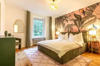 Image de Jungle Suite · Exklusive 3-Sz Designwohnung Zürich