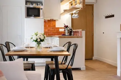 Image de Superbe appartement au cœur du centre-ville - 2/4 personnes