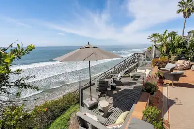 Image de Private Bluff-Top Oceanfront Estate | Beach Access