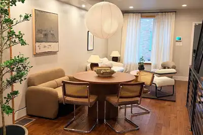 Image de River Place -Walk to Jefferson Methodist, 2br Queen Beds 1 Bath -Patio & Grill