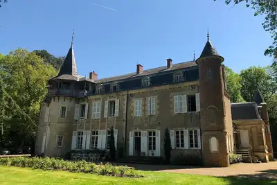 Image de Château (20 p. ) et petite maison (7p), parc de 8ha