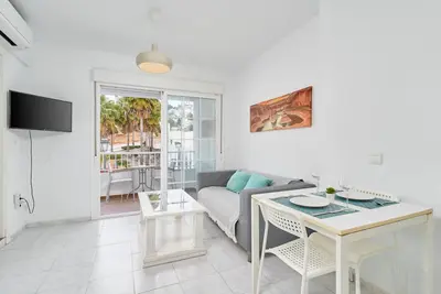 Image de Appartement à l'hôtel 'N9' avec piscine partagée, Wi-Fi et climatisation