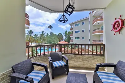 Image de 2br elegant, views and beach access