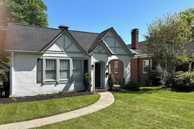 Image de Pleasant 3-bedroom cottage in charming Augusta for your stay during the Masters!