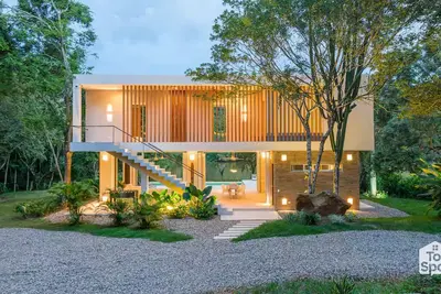 Image de ¡Espectacular TopSpot® de Diseño Frente al Lago!