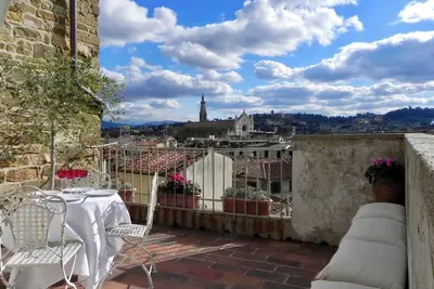 Image de The Terrace Of The Donati Tower: pedestrian area, Duomo, 5th floor with elevator