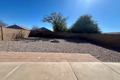 Image de Tranquil 2-bedroom House in Sunny Surprise