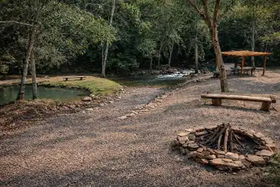 Image de Casa da Mata in Vale dos Sonhos, 30 minutes from Goiânia.