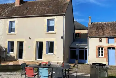 Image de La Parenthèse Sancerroise, Maison 8 pers. confortable et conviviale avec cave