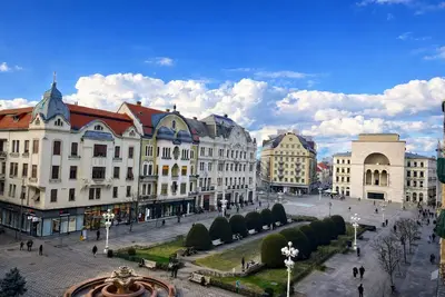 Image de Crown Ultracentral - One Bedroom, Living & Full Kitchen with Ac