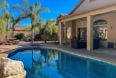Image de Classic, dog-friendly home with landscaped backyard, private pool & spa
