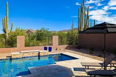 Image de A perfect Arizona getaway in Dove Mountain w heated pool & gated community.