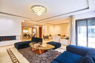 Image de Casablanca 3 Bed Uni in Triangle D`Or W/ Parking