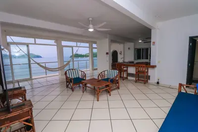 Image de Oasis Bungalow at Aqua in La Madera Beach.