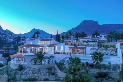 Image de Apolonia - by Almarina Villas