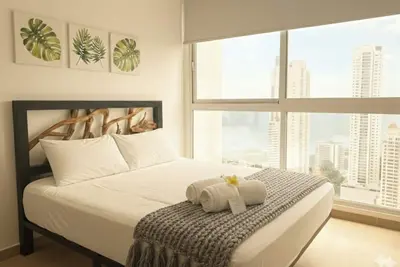 Image de Stunning 3br with Views, Balcony and Parking