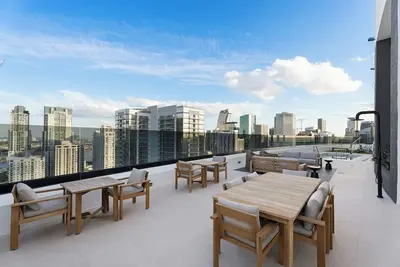 Image de Stay in the Heart of Miami + Free parking