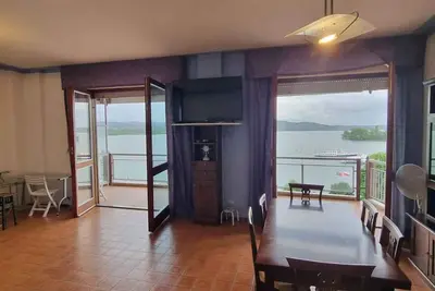 Image de Appartement de vacances avec vue sur le lac Majeur