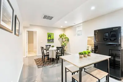 Image de Irving Park Place, Close to Moda Center