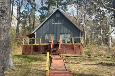 Image de Lakeside cabin: 3-Bed Camp for Unforgettable Memories!