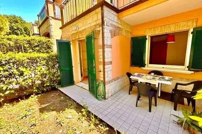 Image de Bilo Marta [garden, park, center, new]